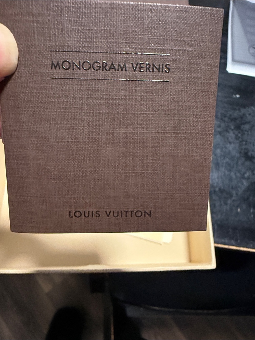 LOUIS VUITTON Epi Zippy Coin Purse w/ LV Box & COA - Picture 12 of 13